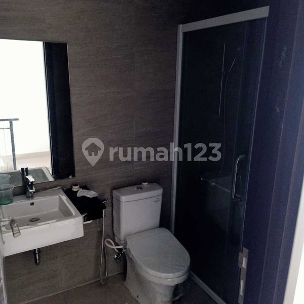 House for rent in North Jakarta, Indonesia · Penjaringan · 3 rooms, 3 baths