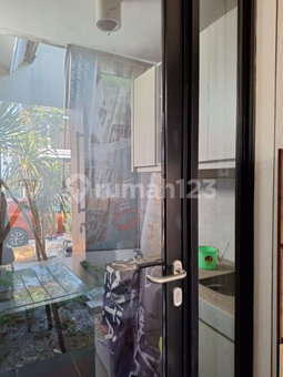 House for rent in South Jakarta, Indonesia · Kebayoran Lama · 2 rooms, 1 bath