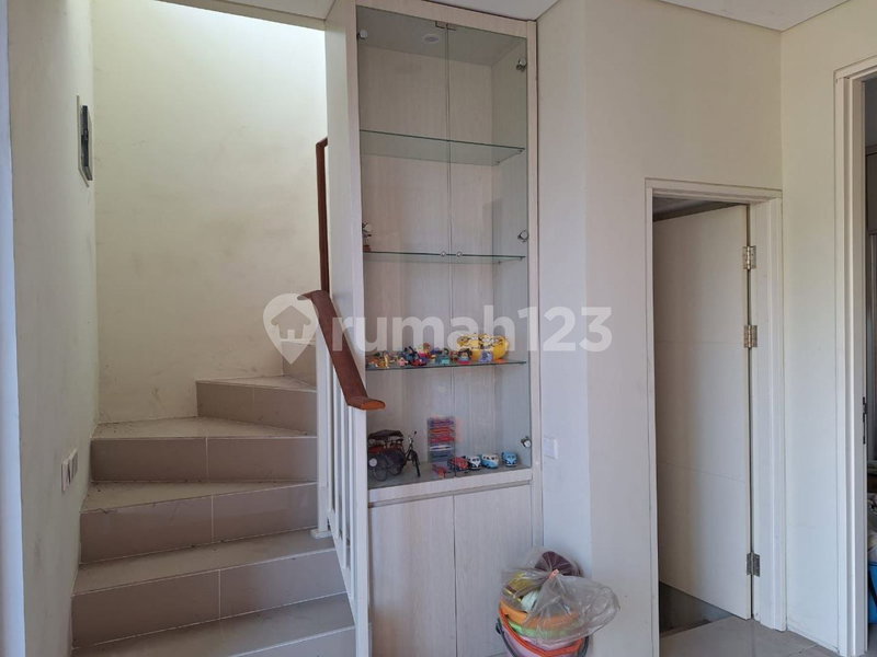 House for rent in South Jakarta, Indonesia · Kebayoran Lama · 2 rooms, 1 bath