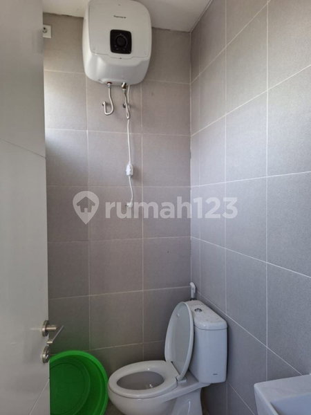 House for rent in South Jakarta, Indonesia · Kebayoran Lama · 2 rooms, 1 bath