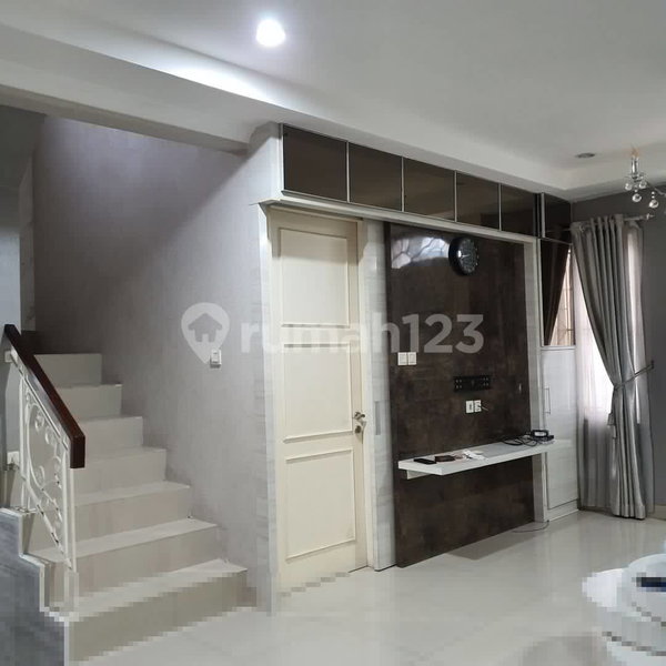 House for rent in Cikarang, Indonesia · 3 rooms, 3 baths