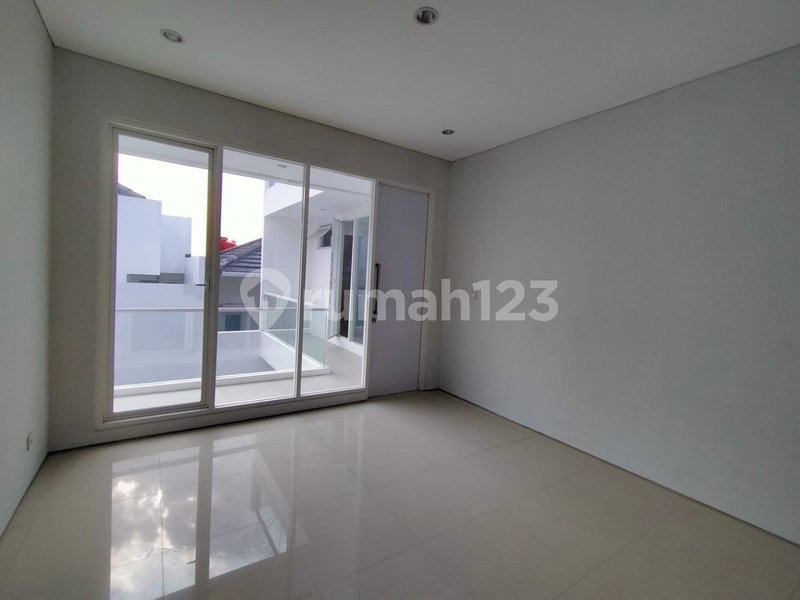 House for rent in Semarang, Indonesia · 4 rooms, 4 baths