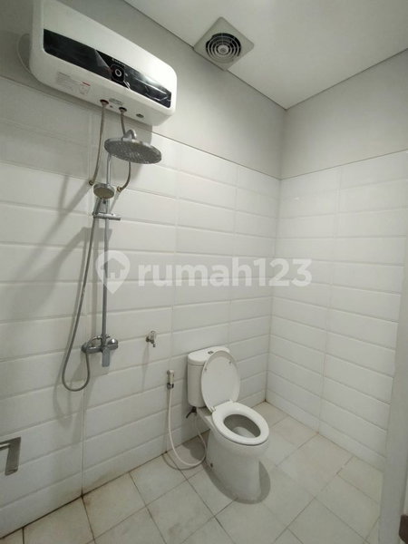House for rent in Semarang, Indonesia · 4 rooms, 4 baths