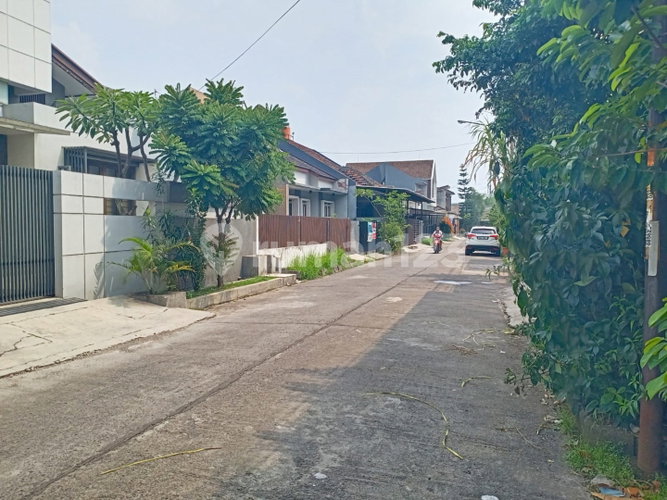 House for rent in Tangerang, Indonesia · Riding · 3 rooms, 2 baths