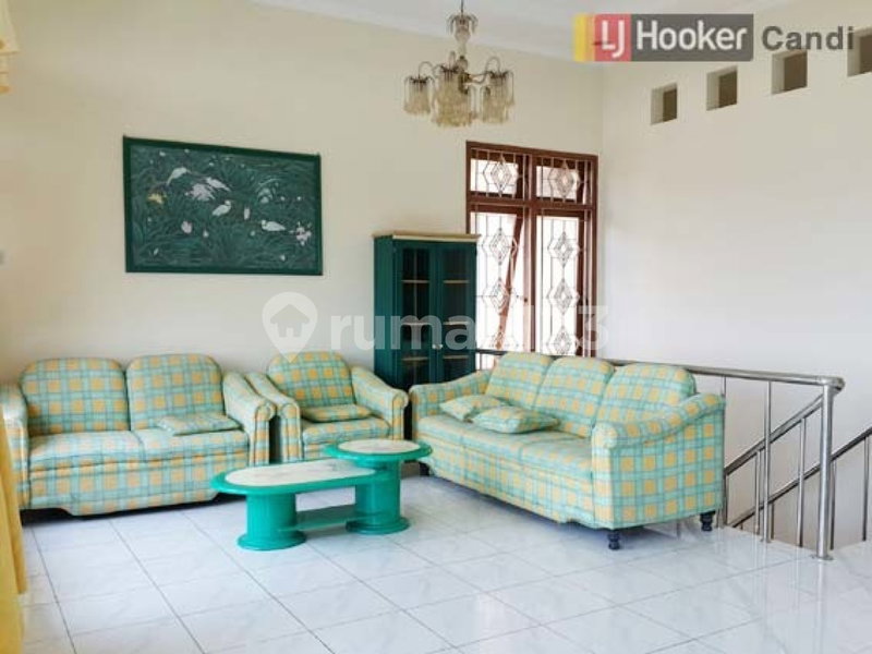 House for rent in Semarang, Indonesia · 5 rooms, 4 baths