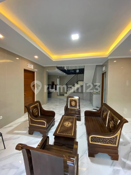 House for rent in Denpasar, Indonesia · 5 rooms, 2 baths