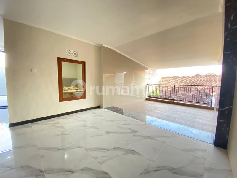 House for rent in Denpasar, Indonesia · 5 rooms, 2 baths