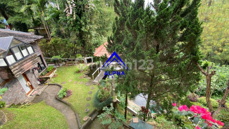 House for rent in West Jakarta, Indonesia · Cengkareng · 5 rooms, 4 baths