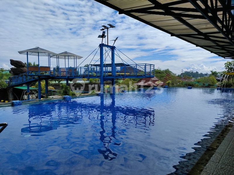 House for rent in Bandung, Indonesia · 2 rooms, 1 bath