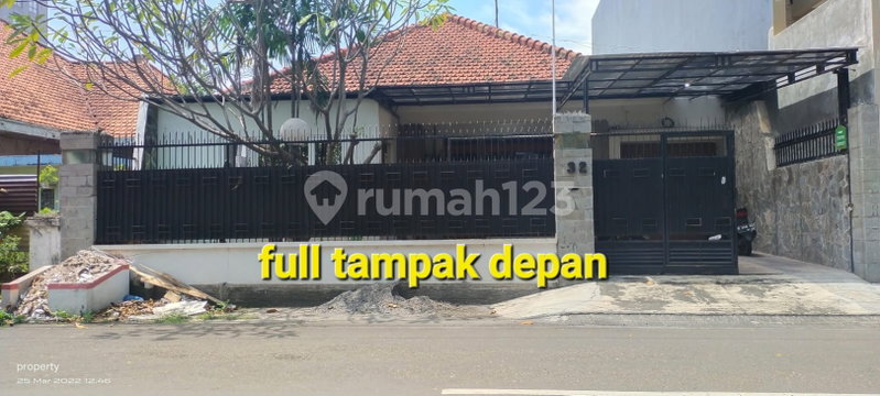 House for rent in Semarang, Indonesia · 5 rooms, 2 baths