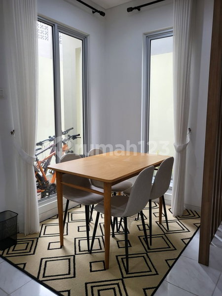 House for rent in Cikarang, Indonesia · 3 rooms, 2 baths