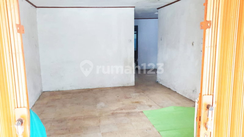 House for rent in Denpasar, Indonesia · 6 rooms, 2 baths