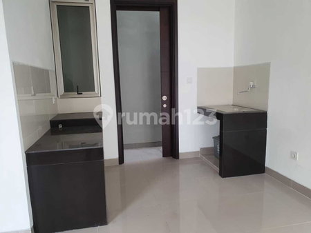 House for rent in Bandung, Indonesia · 2 rooms, 1 bath