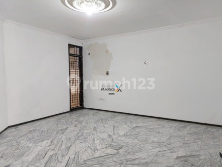 House for rent in Makassar, Indonesia · 5 rooms, 4 baths