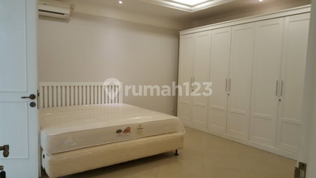 House for rent in North Jakarta, Indonesia · Penjaringan · 5 rooms, 5 baths