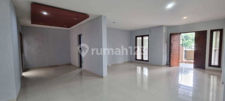 House for rent in Cibinong, Indonesia · 4 rooms, 3 baths