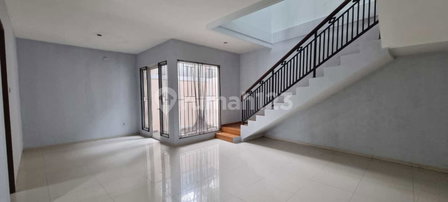 House for rent in Cibinong, Indonesia · 4 rooms, 3 baths