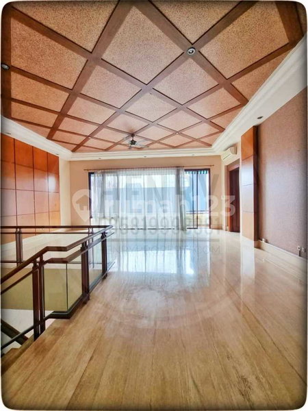 House for rent in Jakarta, Indonesia · Tebet · 4 rooms, 3 baths