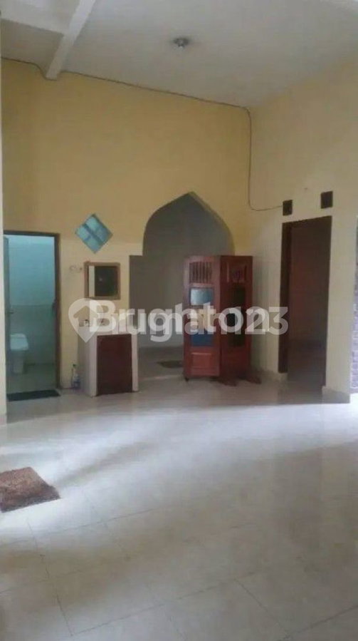 House for rent in Semarang, Indonesia · 3 rooms, 2 baths