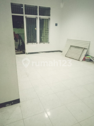 House for rent in Semarang, Indonesia · 3 rooms, 2 baths