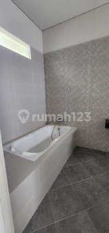 House for rent in Bandung, Indonesia · 4 rooms, 3 baths