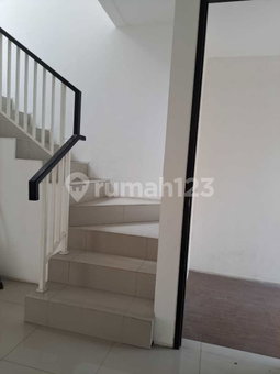 House for rent in Bandung, Indonesia · 2 rooms, 2 baths