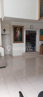 House for rent in Surabaya, Indonesia · 4 rooms, 4 baths