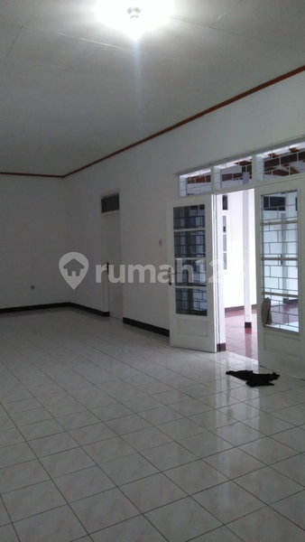 House for rent in North Jakarta, Indonesia · Penjaringan · 3 rooms, 2 baths