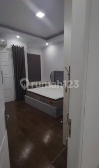House for rent in Depok, Indonesia · Jagakarsa · 4 rooms, 3 baths