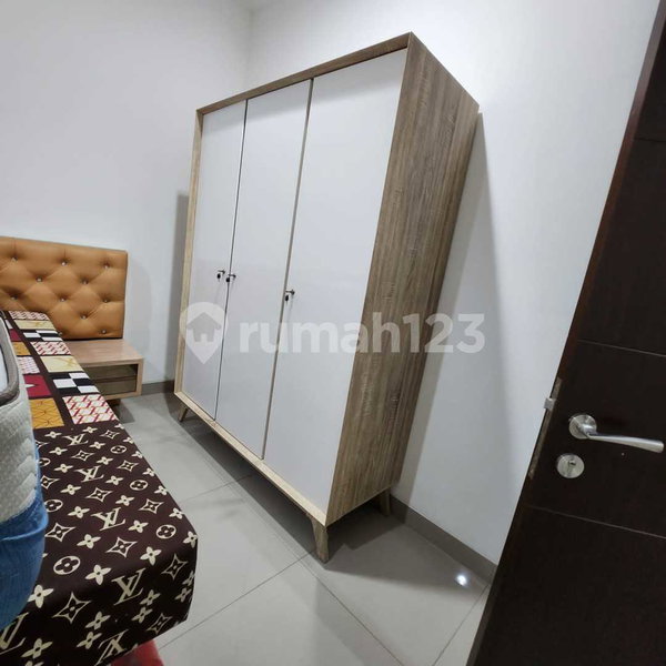 House for rent in Ciputat, Indonesia · East Coral · 4 rooms, 4 baths