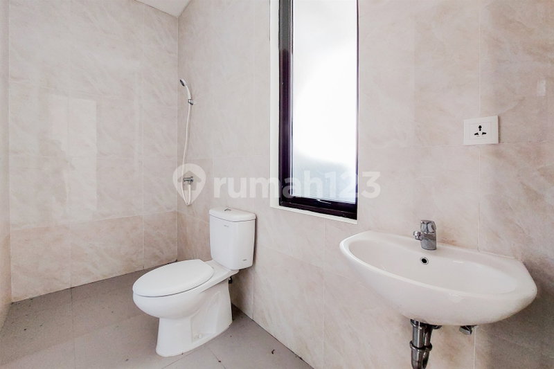 House for rent in Ciputat, Indonesia · East Coral · 2 rooms, 1 bath