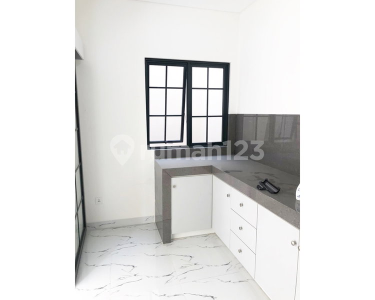 House for rent in Ciputat, Indonesia · East Coral · 2 rooms, 1 bath