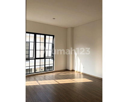 House for rent in Ciputat, Indonesia · East Coral · 2 rooms, 1 bath