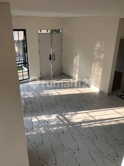 House for rent in Ciputat, Indonesia · East Coral · 2 rooms, 1 bath