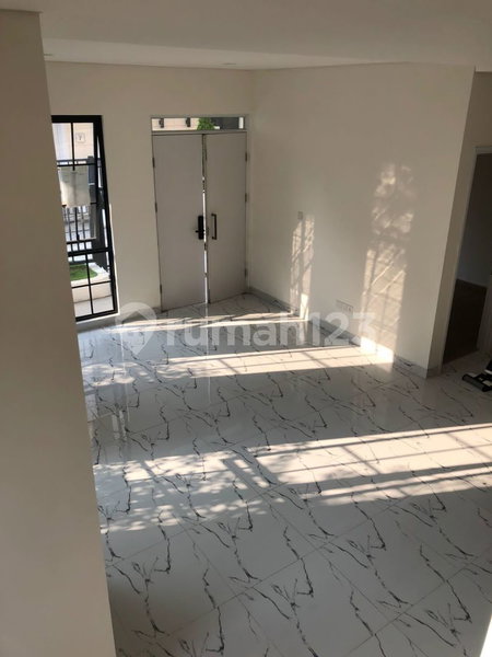 House for rent in Ciputat, Indonesia · East Coral · 2 rooms, 1 bath