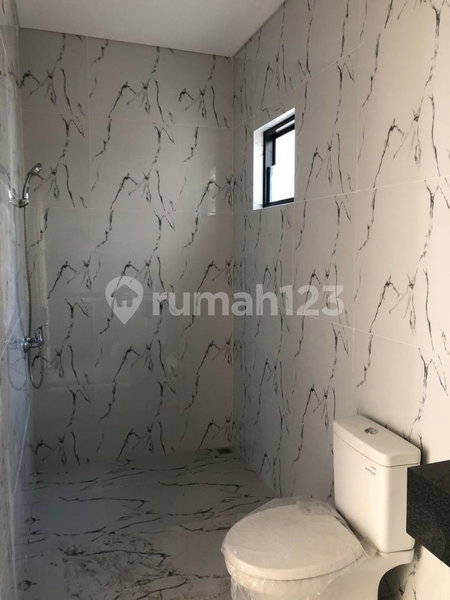 House for rent in Ciputat, Indonesia · East Coral · 2 rooms, 1 bath