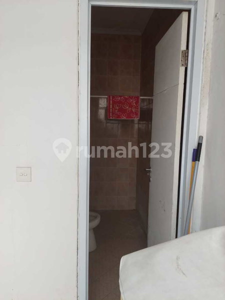 House for rent in Tangerang, Indonesia · Sukasari · 2 rooms, 2 baths