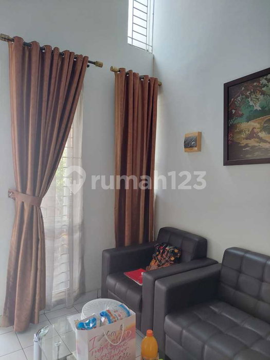 House for rent in Tangerang, Indonesia · Sukasari · 2 rooms, 2 baths