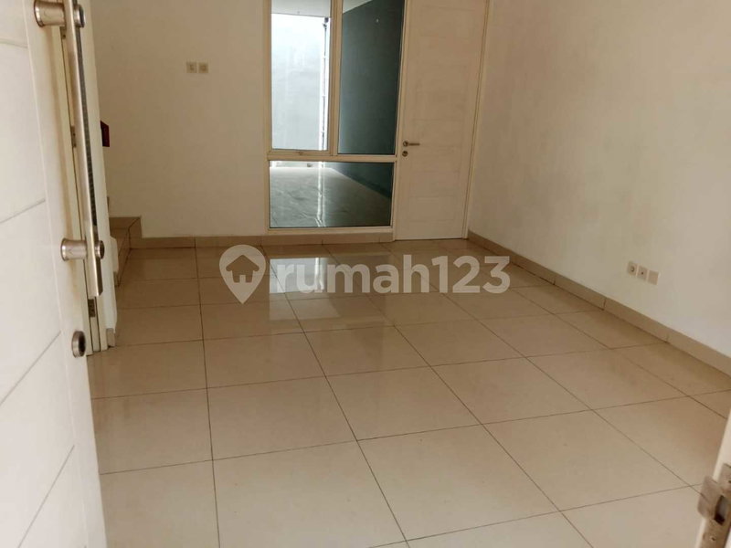 House for rent in North Jakarta, Indonesia · Penjaringan · 2 rooms, 2 baths