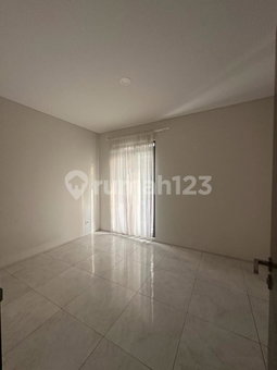 House for rent in Bandung, Indonesia · 3 rooms, 2 baths