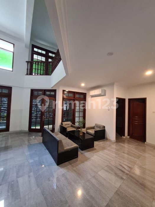 House for rent in Semarang, Indonesia · 4 rooms, 3 baths