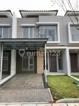 House for rent in Pamulang, Indonesia · Cilandak · 3 rooms, 3 baths