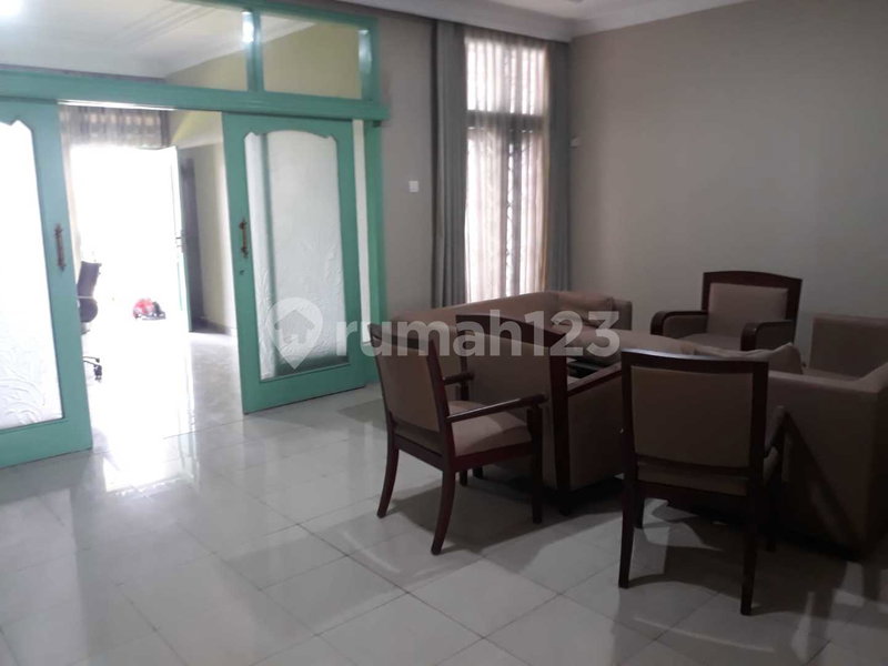 House for rent in Cikarang, Indonesia · 6 rooms, 4 baths