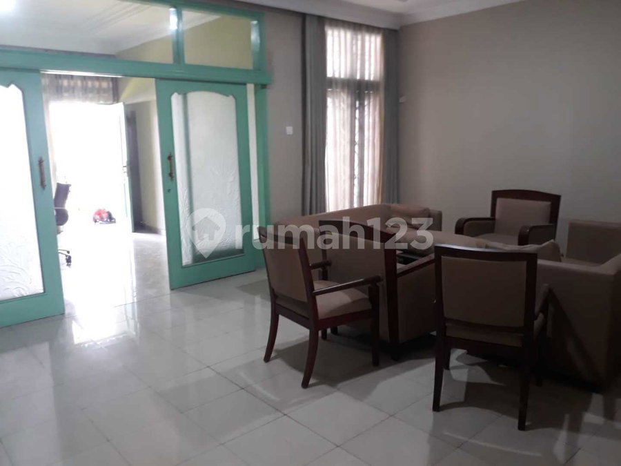 House for rent in Cikarang, Indonesia · 6 rooms, 4 baths