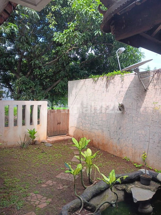 House for rent in Bogor, Indonesia · Pabaton Village · 3 rooms, 2 baths