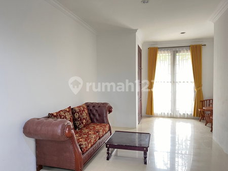 House for rent in Bogor, Indonesia · Pabaton Village · 3 rooms, 3 baths