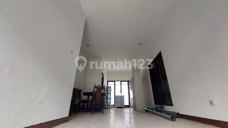 House for rent in Semarang, Indonesia · 3 rooms, 1 bath