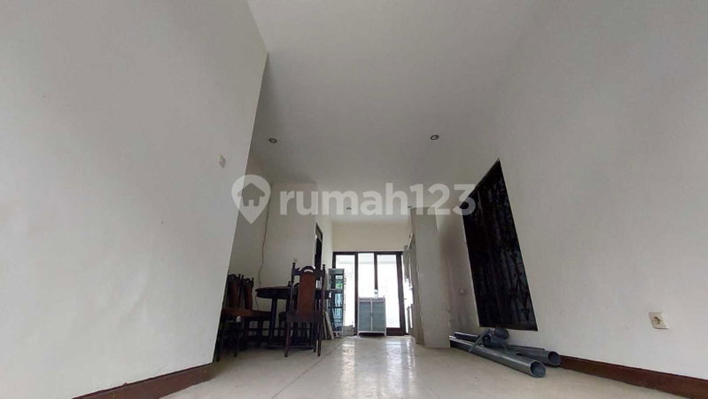 House for rent in Semarang, Indonesia · 3 rooms, 1 bath