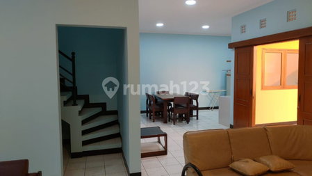 House for rent in Cimahi, Indonesia · 4 rooms, 4 baths