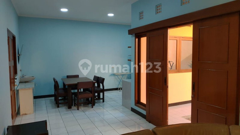 House for rent in Cimahi, Indonesia · 4 rooms, 4 baths